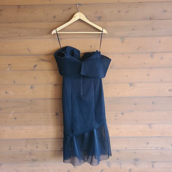 Anthropologie Elliatt Fate Dress Black Off Shoulder Mesh Midi Revolve Mermaid - Picture 5 of 6